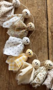 homemade fabric ghosts for halloween decor. 